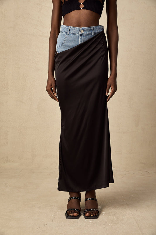 Livia Yırtmaçlı Panelli Saten Maxi Etek