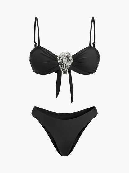 Şık Metal Detaylı Bağlama Ön Bikini Takımı